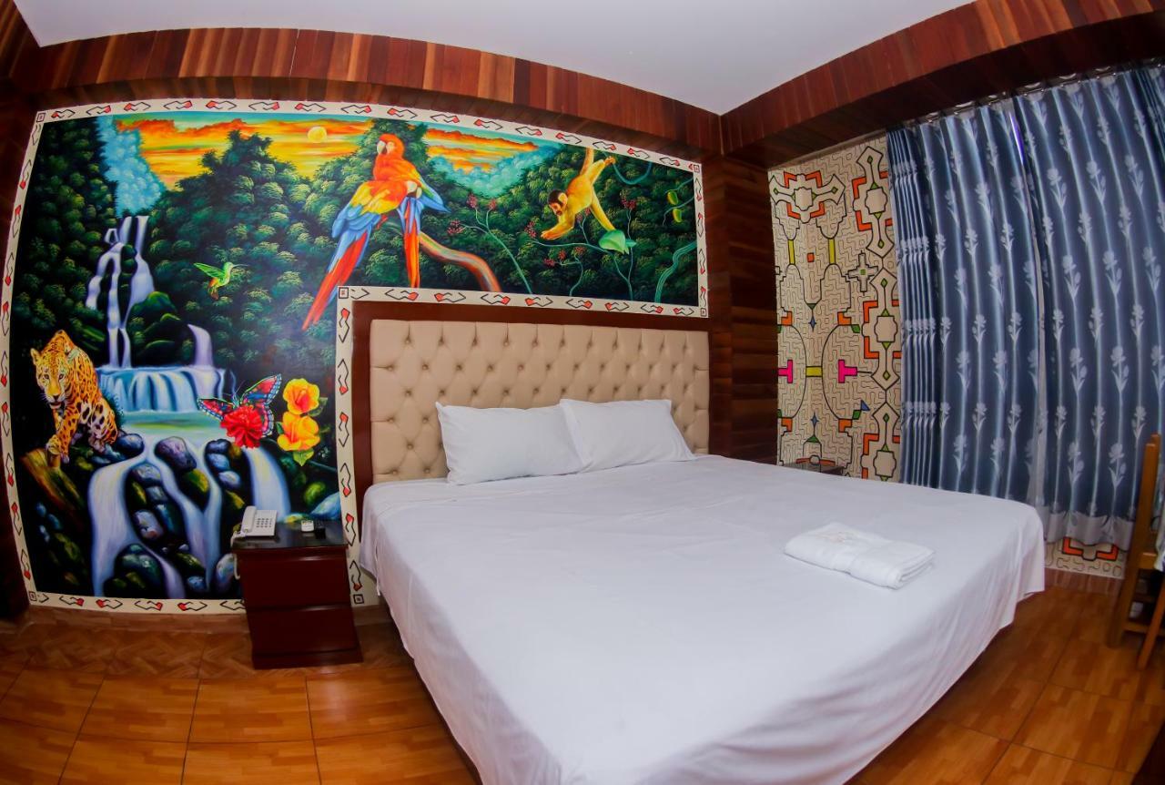 Gran Hotel Gusbet Pucallpa Exterior photo
