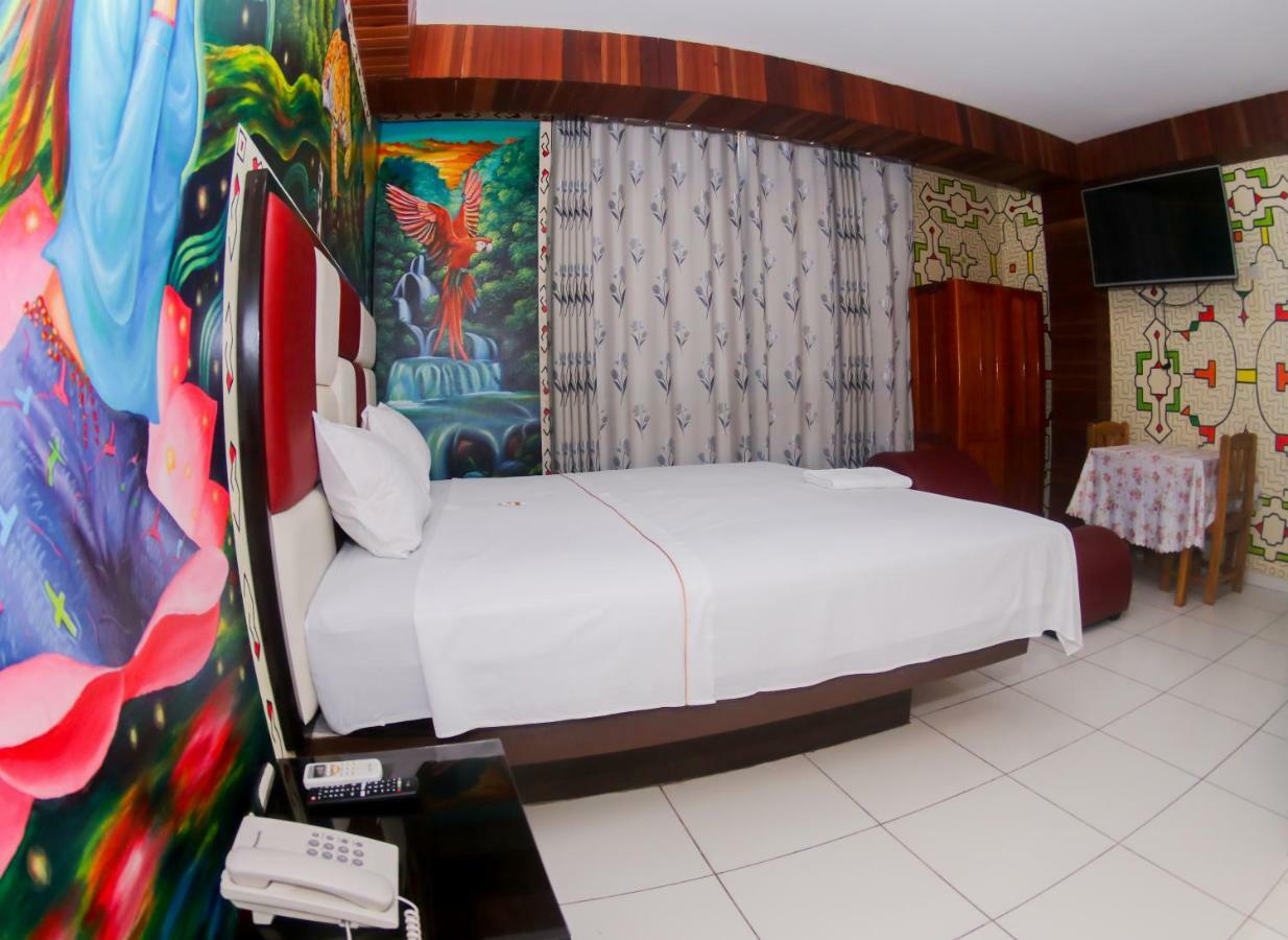 Gran Hotel Gusbet Pucallpa Exterior photo