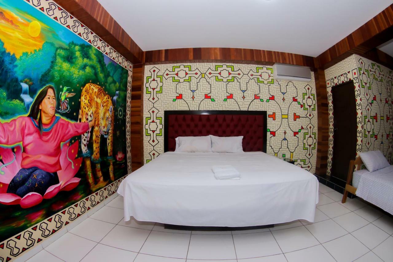 Gran Hotel Gusbet Pucallpa Exterior photo