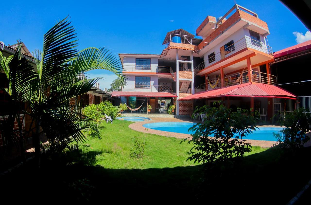 Gran Hotel Gusbet Pucallpa Exterior photo