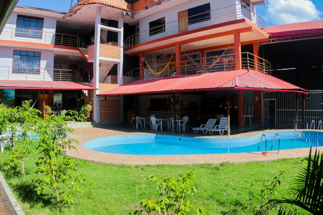 Gran Hotel Gusbet Pucallpa Exterior photo